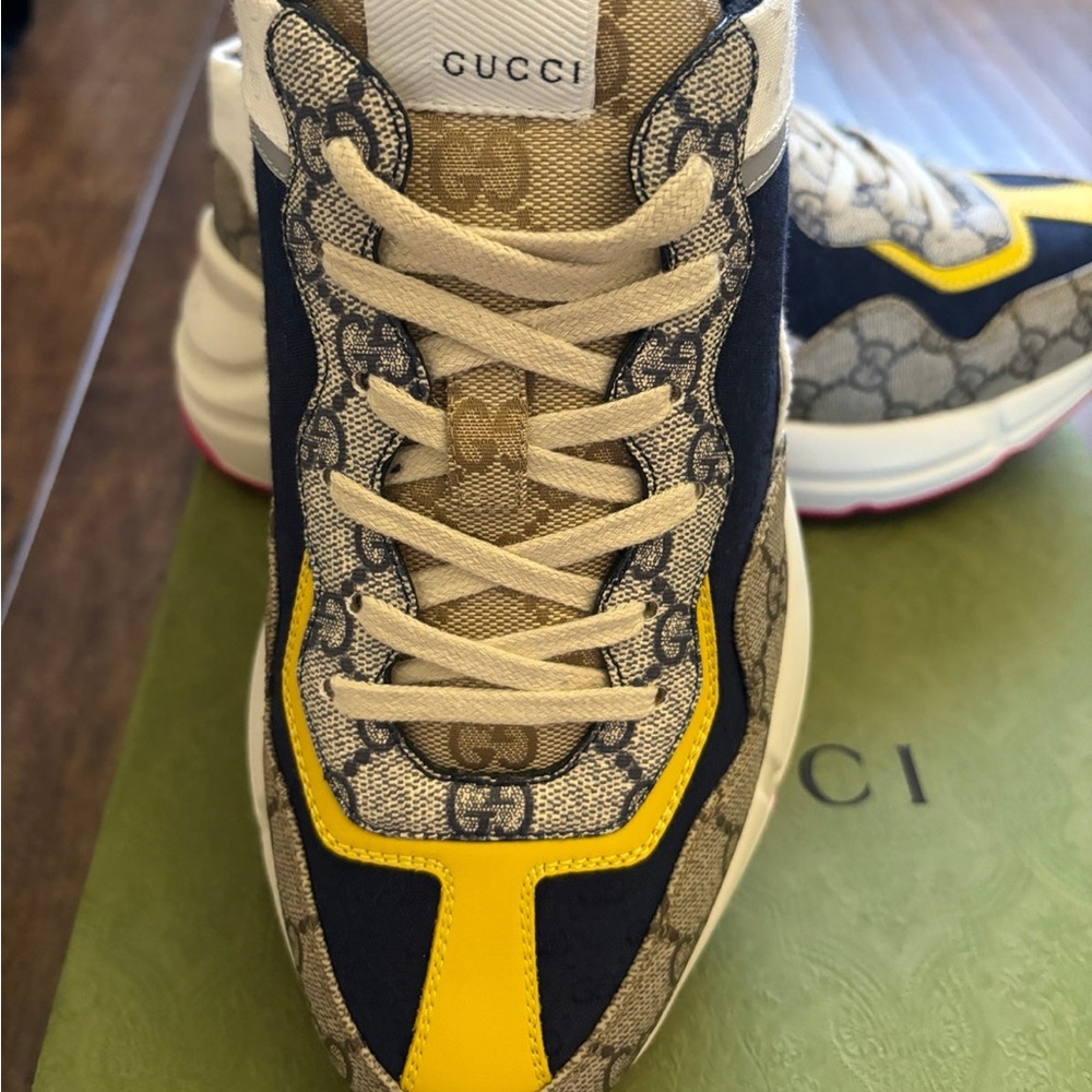 Gucci Rhython Sneakers - Picture 5 of 10